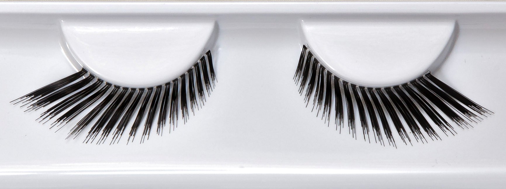 False Eyelashes - Thick and Dramatic Look